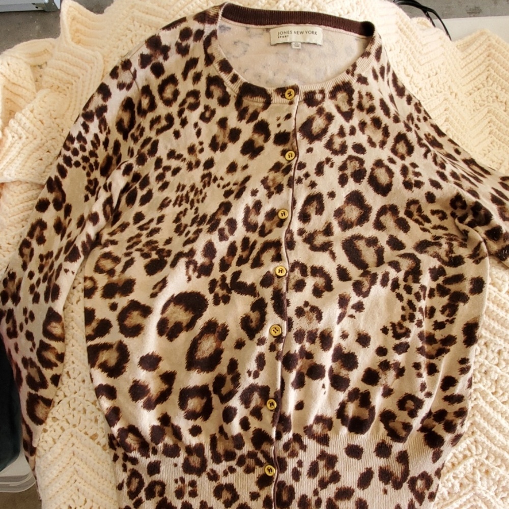 Leopard print cardigan with gold buttons